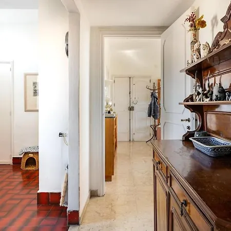 Large E Small Private Bathroom Between Mondello And Old Town! Free Park! Проживание в семье Палермо
