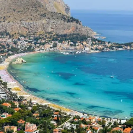 Large E Small Private Bathroom Between Mondello And Old Town! Free Park! Palermo